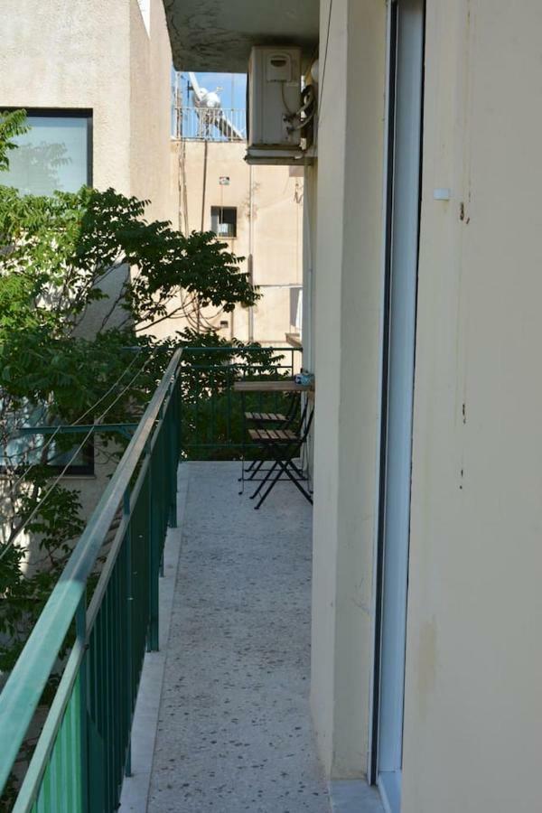 אתונה Modern Apartment, 5΄ Walk From Central Metro Station מראה חיצוני תמונה