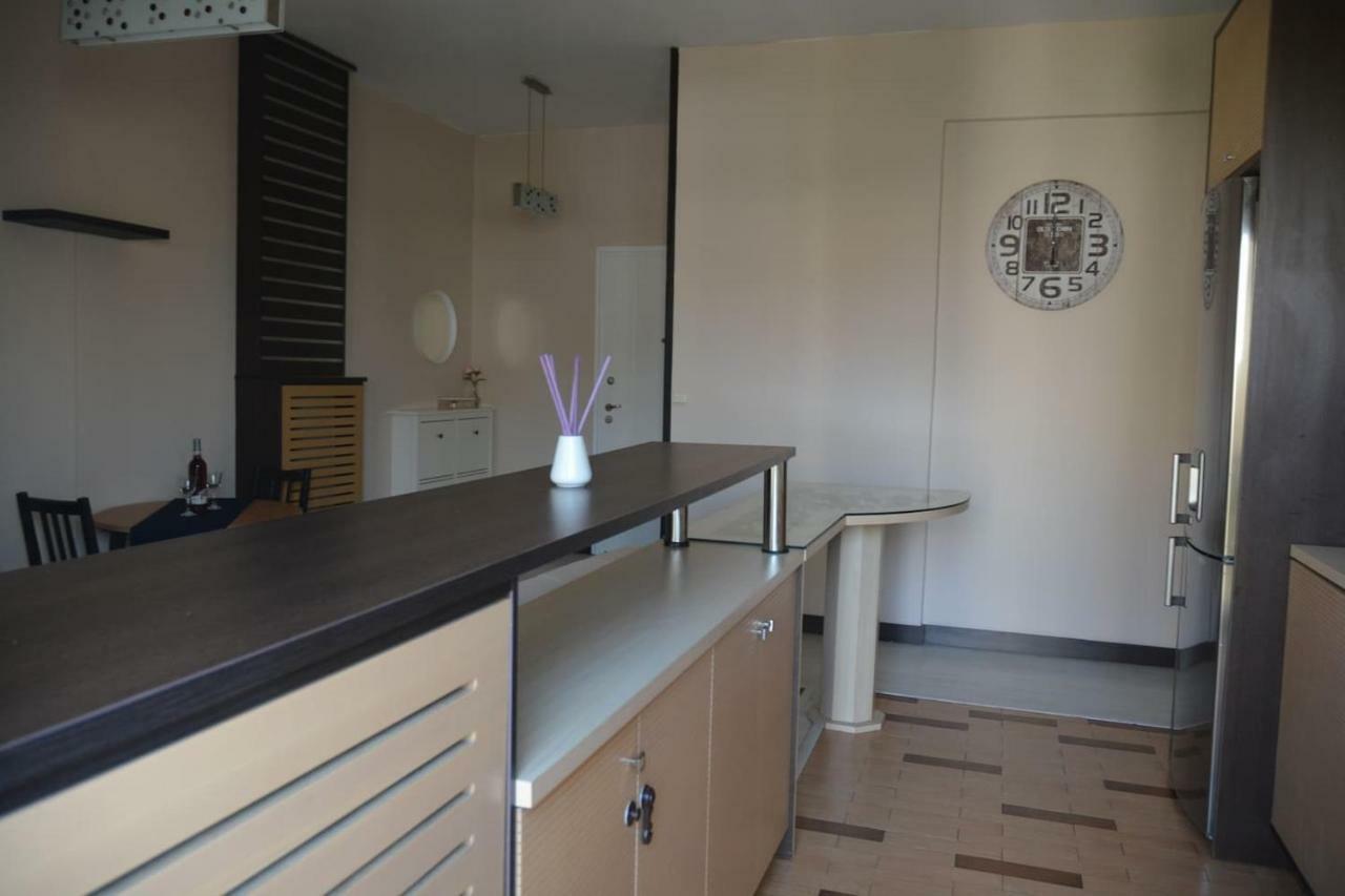 אתונה Modern Apartment, 5΄ Walk From Central Metro Station מראה חיצוני תמונה