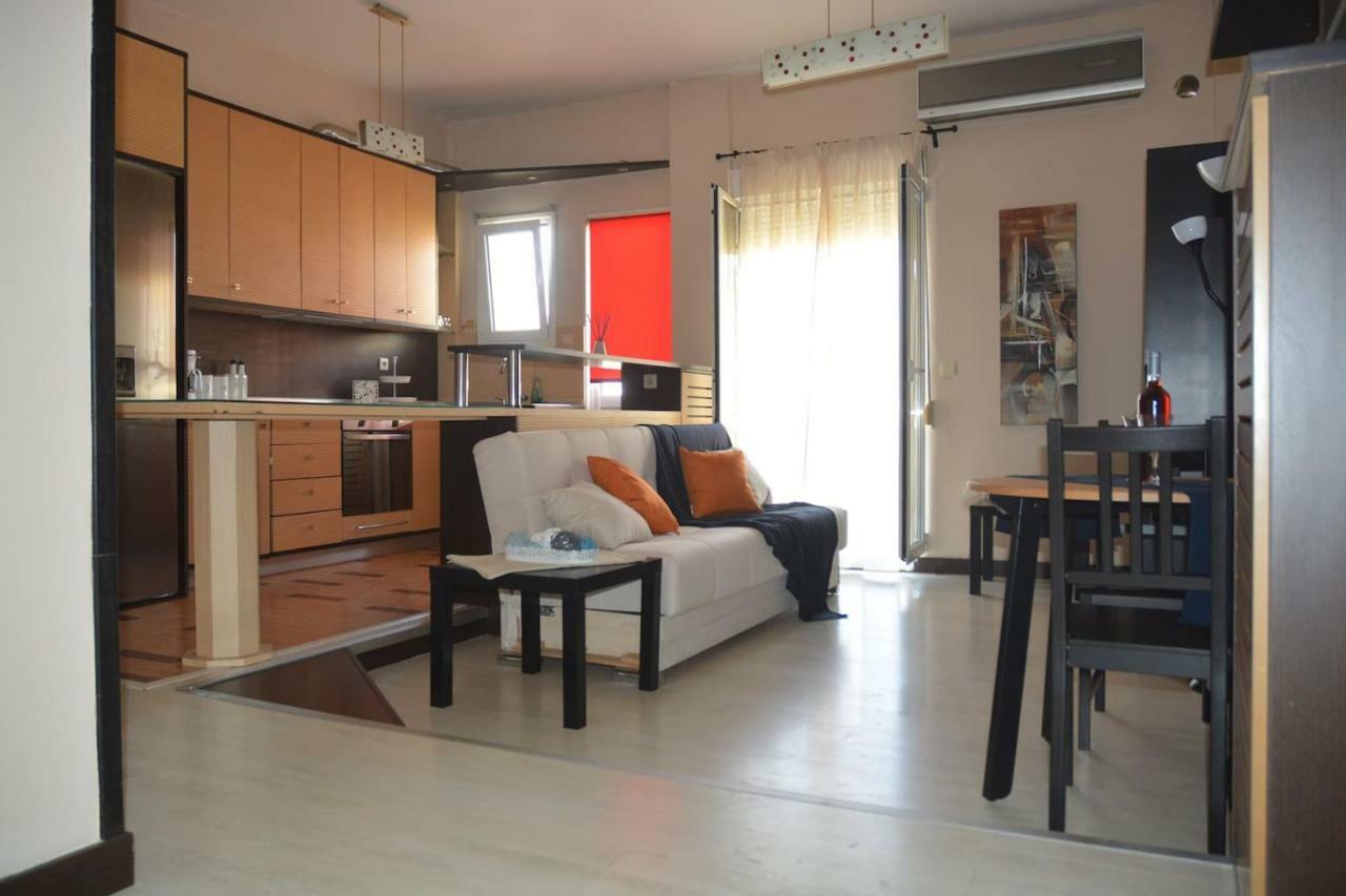 אתונה Modern Apartment, 5΄ Walk From Central Metro Station מראה חיצוני תמונה
